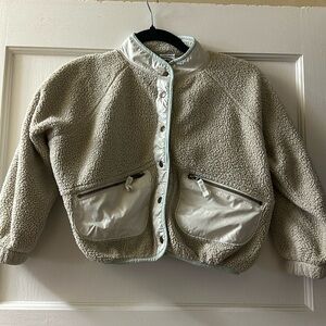 Gap girls sweater size 6/7